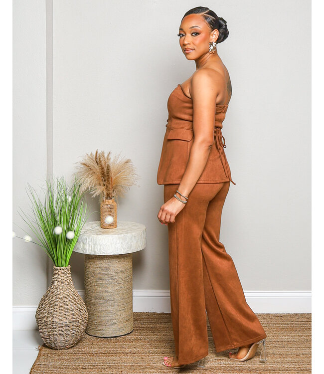 OWN THE MOMENT SUEDE PANT SET