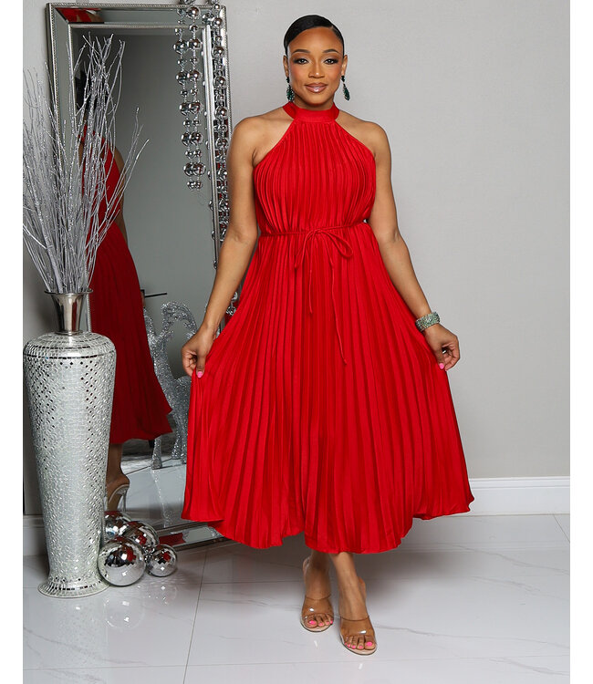 MOMENTS TO REMEMBER PLEATED DRESS - RED