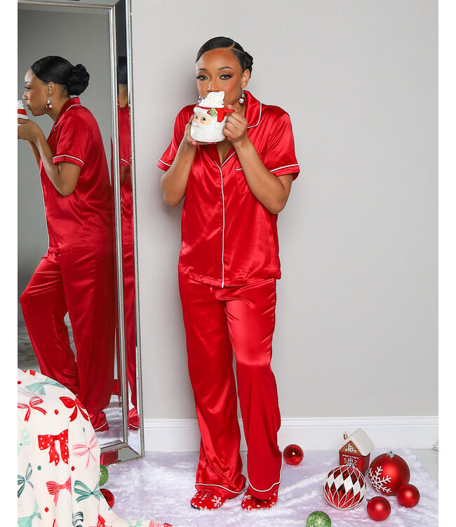 FEELING FESTIVE PAJAMA PANTS SET