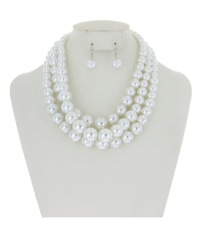 Triple Threat Layered Pearl Necklace Set - White