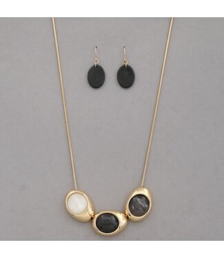 Melt With You Necklace Set - Black