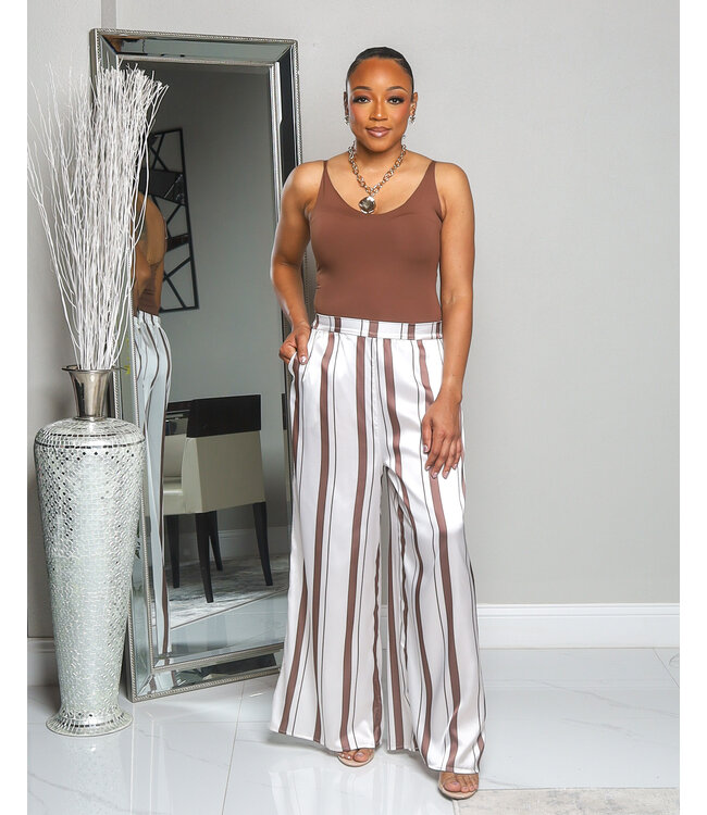 EASY FLOW SEAMLESS BODYSUIT - BROWN