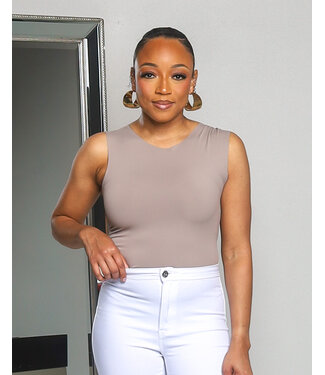 BASIC NEEDS SEAMLESS BODYSUIT - MOCHA