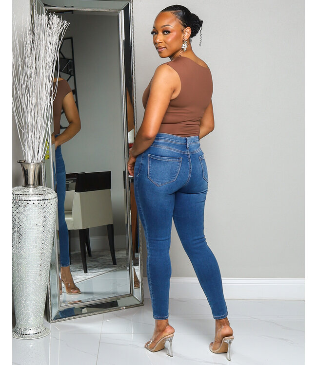 OFF BALANCE SEAMLESS BODYSUIT - BROWN