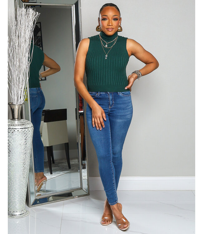 WARM ME UP TUTRLE NECK TOP - DARK EMERALD
