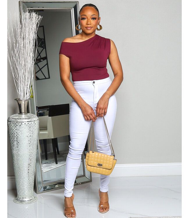 OFF BALANCE SEAMLESS BODYSUIT - BURGUNDY