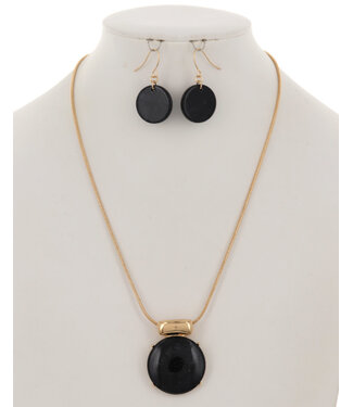 Center Attention Necklace Set - Black