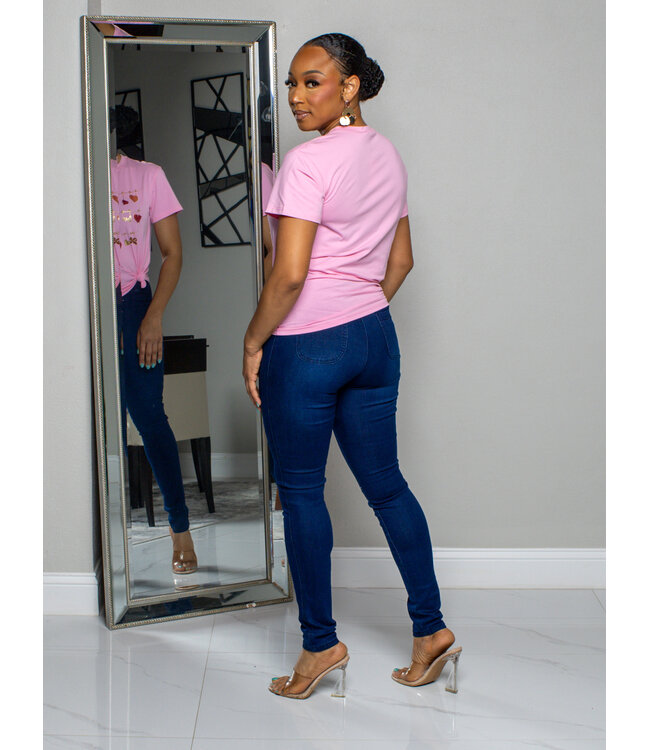 HANG ON TO LOVE GRAPHIC T- SHIRT