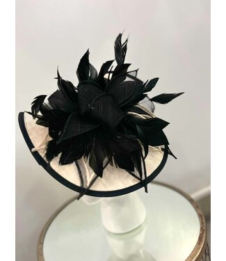 Classic Contrast Fascinator - Black/Ivory