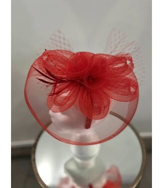 NO DULL MOMENTS FASCINATOR - RED