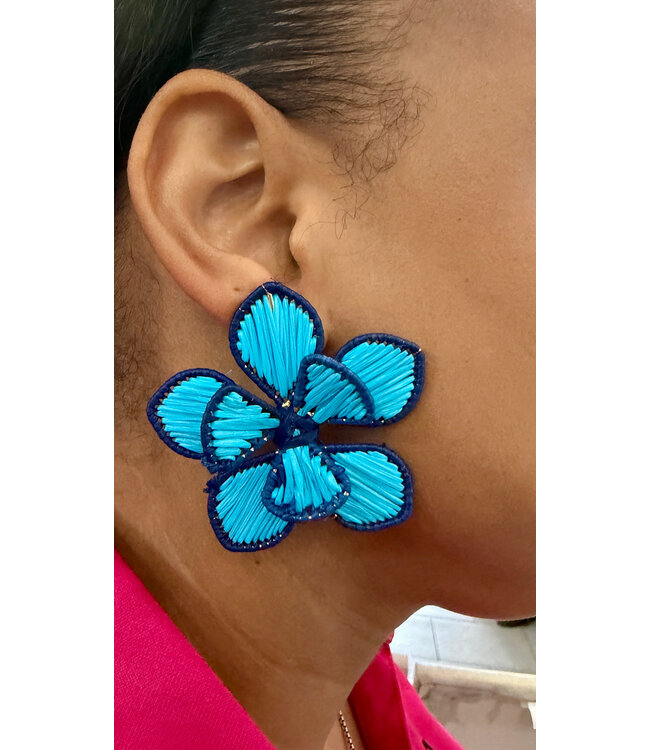 LOST IN THE FIELD EARRINGS - BLUE