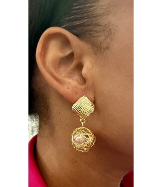 No Way Out Earrings - Gold