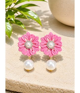 Caught In The Middle Pearl Earrings - Fuchsia