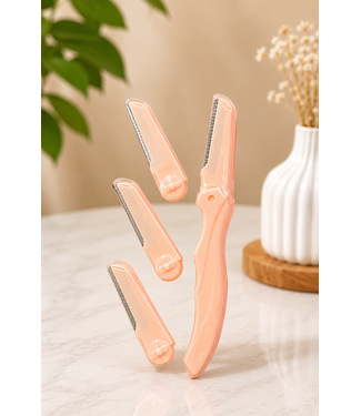Eyebow Razor With Replaceable Heads