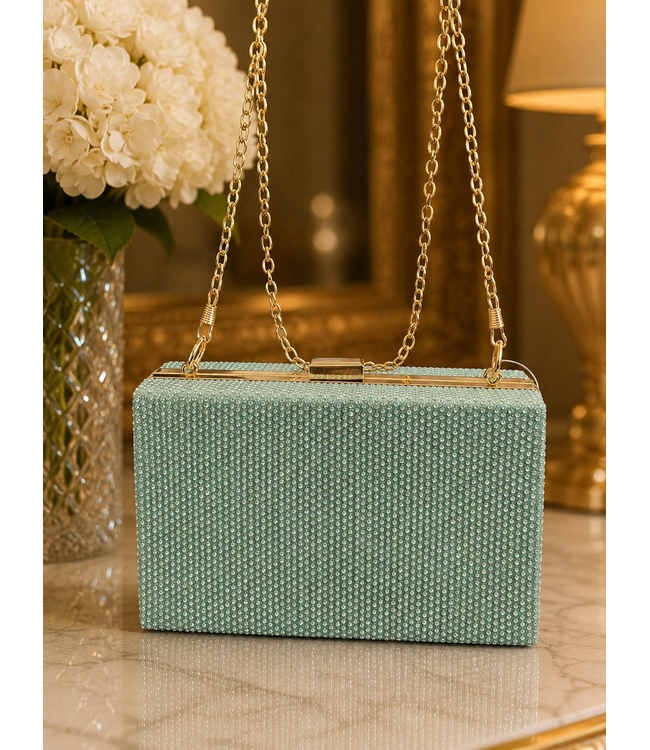 SOFT WHISPER CLUTCH - MINT