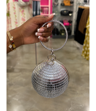 GLAMOUR HOUR CLUTCH - SILVER
