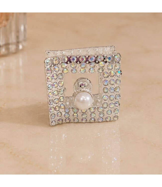 Pearl Essence Hair Clip