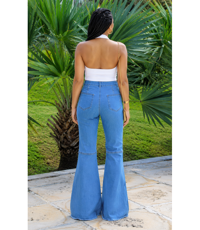 Off Duty Model Wide Leg Jeans