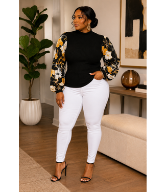 PLUS COZY FLORALS SWEATER TOP