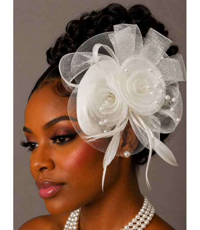 Bloom & Grace Fascinator - White