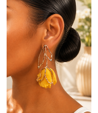 Rosé Romance Earrings - Yellow