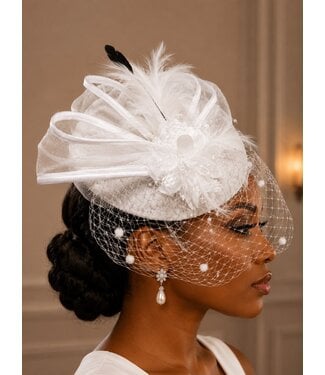 High Society Fascinator - White