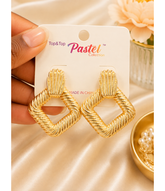 Knock Out Earrings - Gold