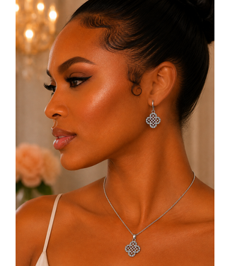 FIELD OF CLOVER NECKLACE SET - SILVER
