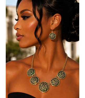 Trapped In Glamour Necklace Set - Green