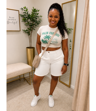 Chic Intentions Shorts - White