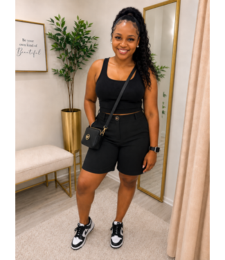 Chic Intentions Shorts - Black