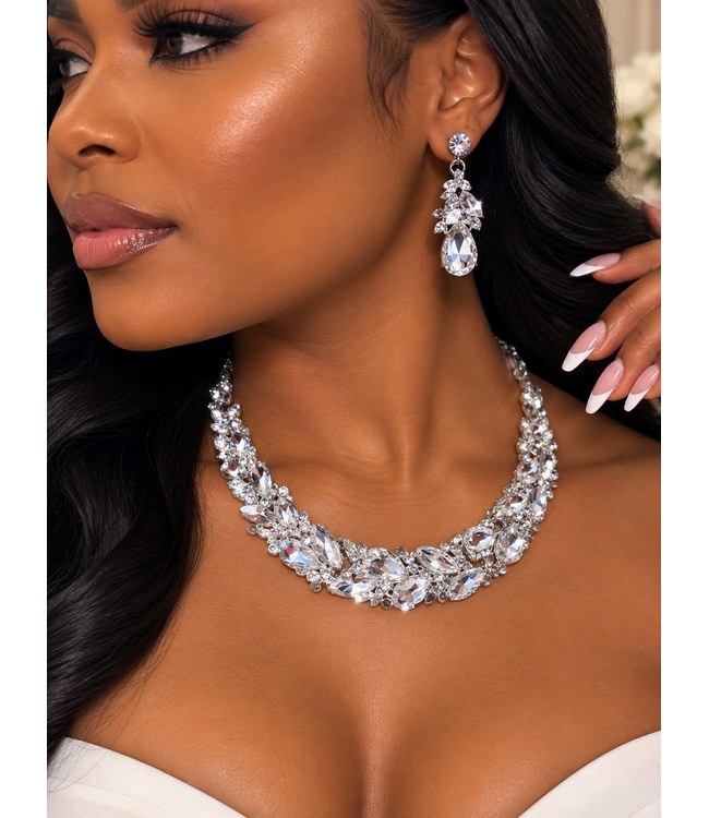 Always Stunning Jewel Necklace Set - Silver