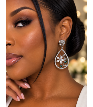 Dahlia Dream Earrings - Silver White