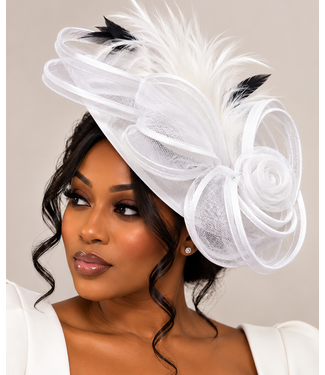 High Standards Fascinator - White