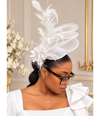 Windsor Bloom Fascinator - White