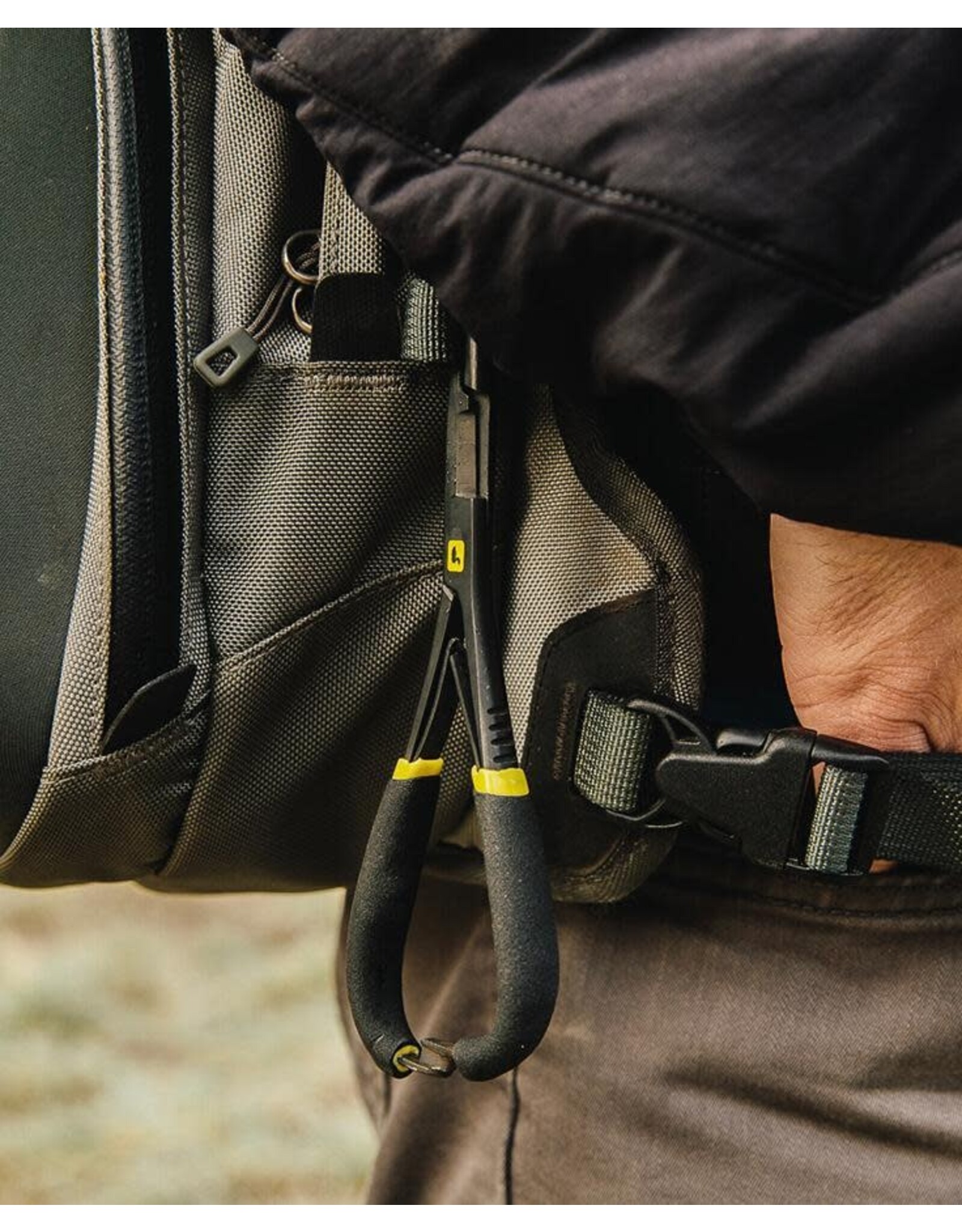 Rogue Mitten Scissor Clamps W/ Comfy Grip