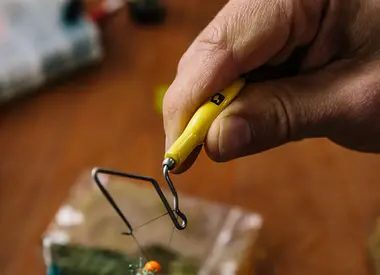 WHIP FINISHERS & HALF HITCH