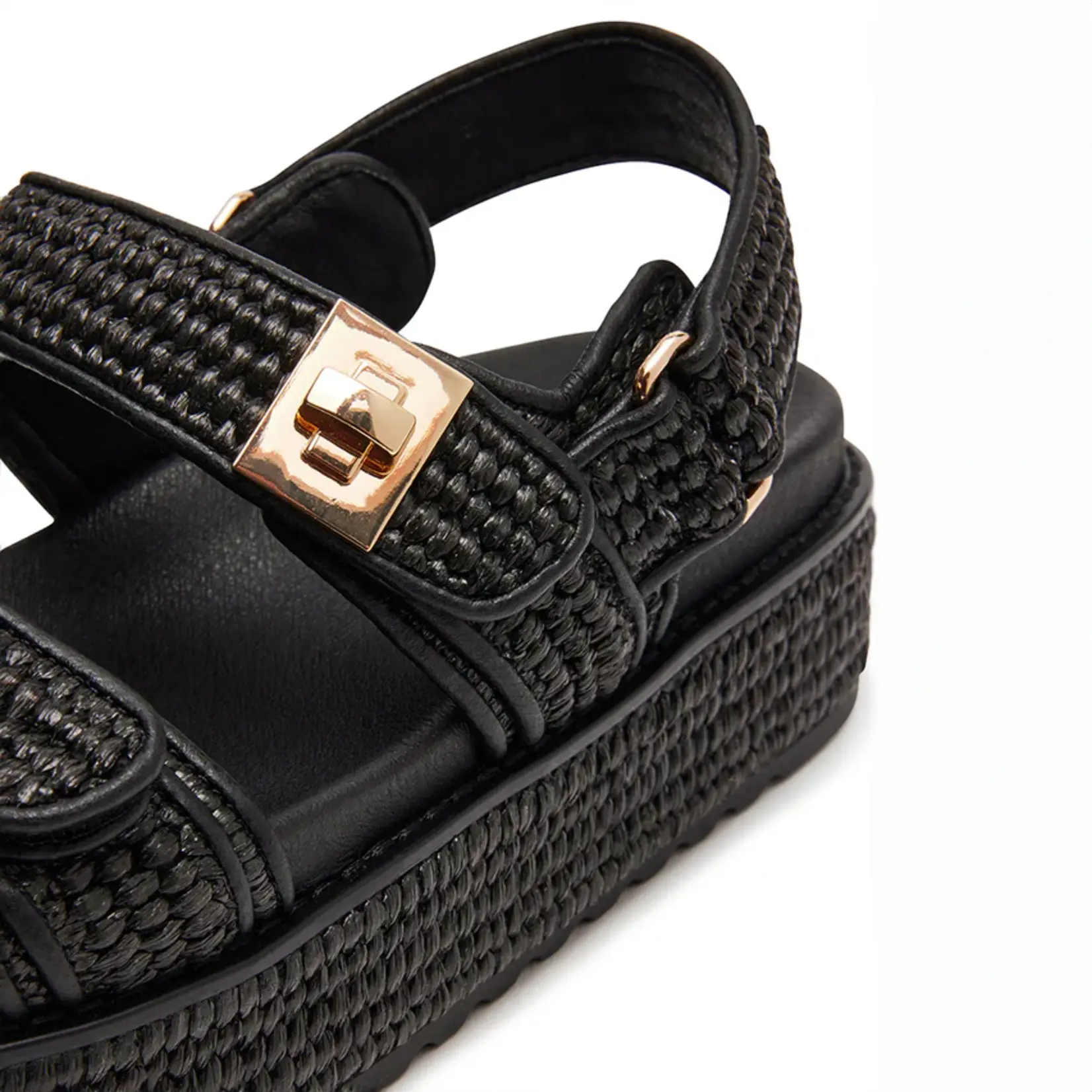 STEVE MADDEN STEVE MADDEN BIGMONA 00S BLACK RAFFIA
