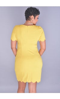 GLAMOUR RESMI-Petite Scalloped Edge Sheath Dress