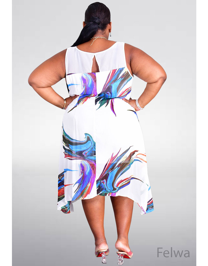 Signature FELWA- Plus Size Printed Shift Dress with Points
