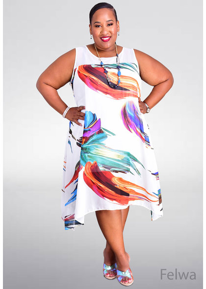 Signature FELWA- Plus Size Printed Shift Dress with Points