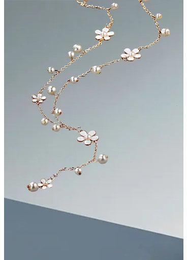 DH Accessories Long Pearl Flower Necklace