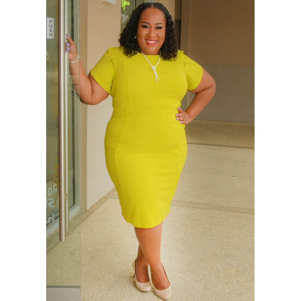 ROKO- Plus Size Solid Round Neck Dress