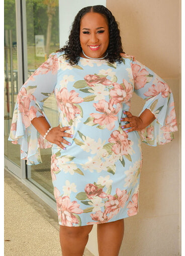 Shelby & Palmer RUSSEL- Plus Size Floral Trumpet Sleeve Dress