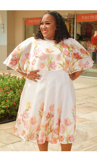 Maison Tara OJANA- Plus Size Cape Floral Dress
