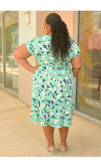 IKIO- Plus Size Printed V Neck Short Sleeve Dress
