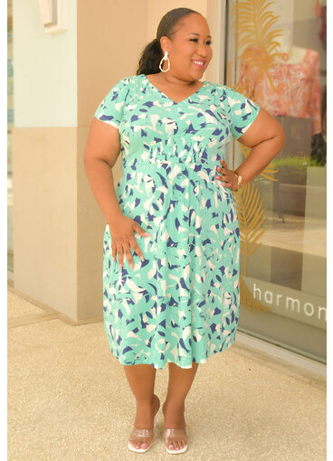 IKIO- Plus Size Printed V Neck Short Sleeve Dress