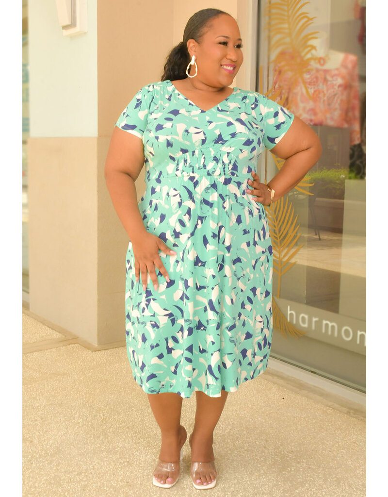 IKIO- Plus Size Printed V Neck Short Sleeve Dress
