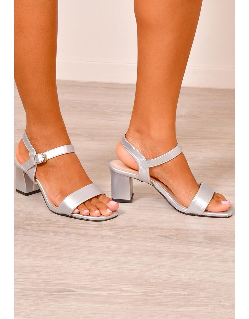PENNE PU Leather Chunky Heel Shoes