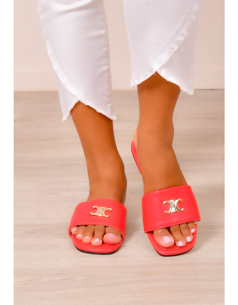 PENNE PU Leather Slippers with Brooch